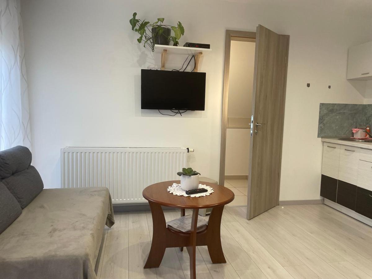 Jasmin Apartment House Vonyarcvashegy Exteriör bild